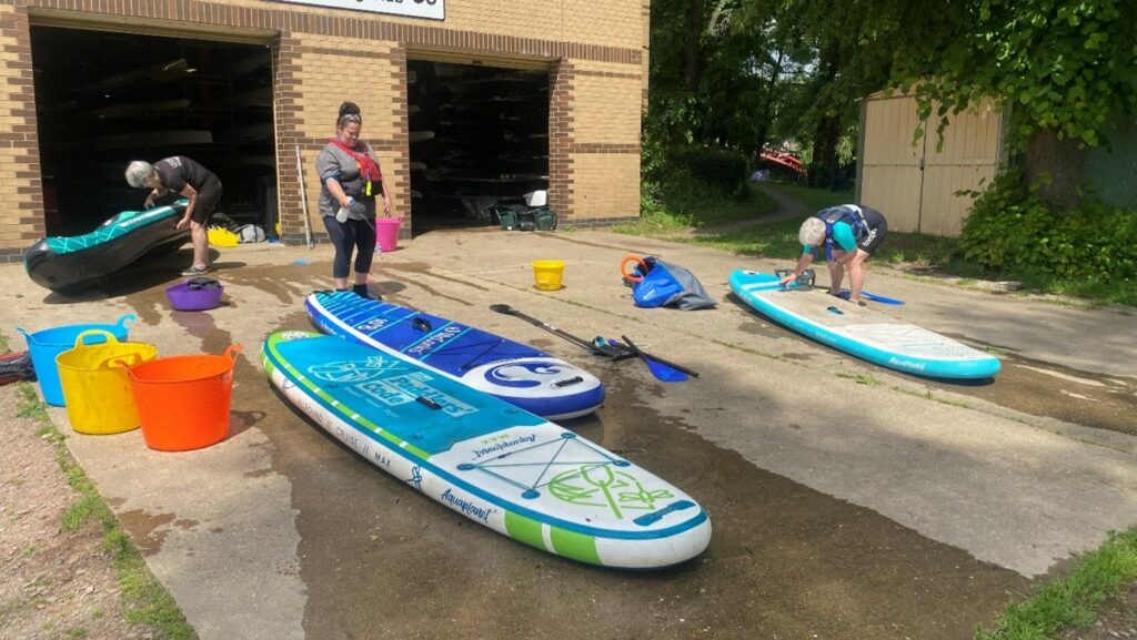 Paddleboard cleaning in Leicester